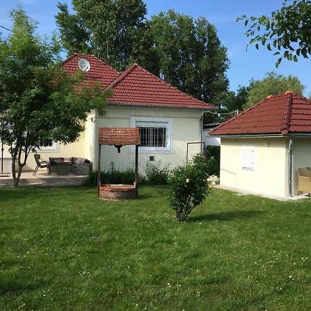 Villa Ida Balatonmariafurdo Exterior photo